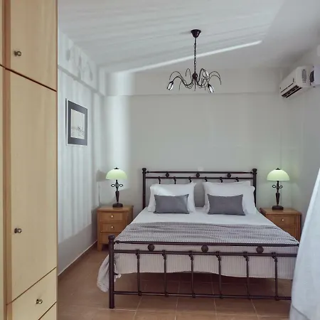 Nyaraló Three Graces Complex *