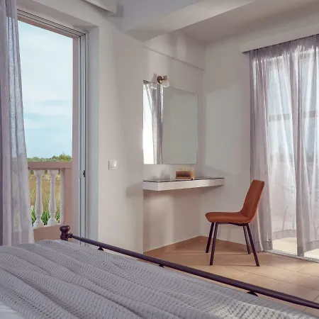 Nyaraló Three Graces Complex *